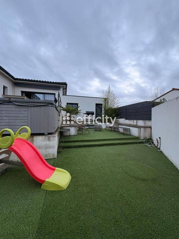 Maison à vendre, 130m², SAINTE FOY D'AIGREFEUILLE