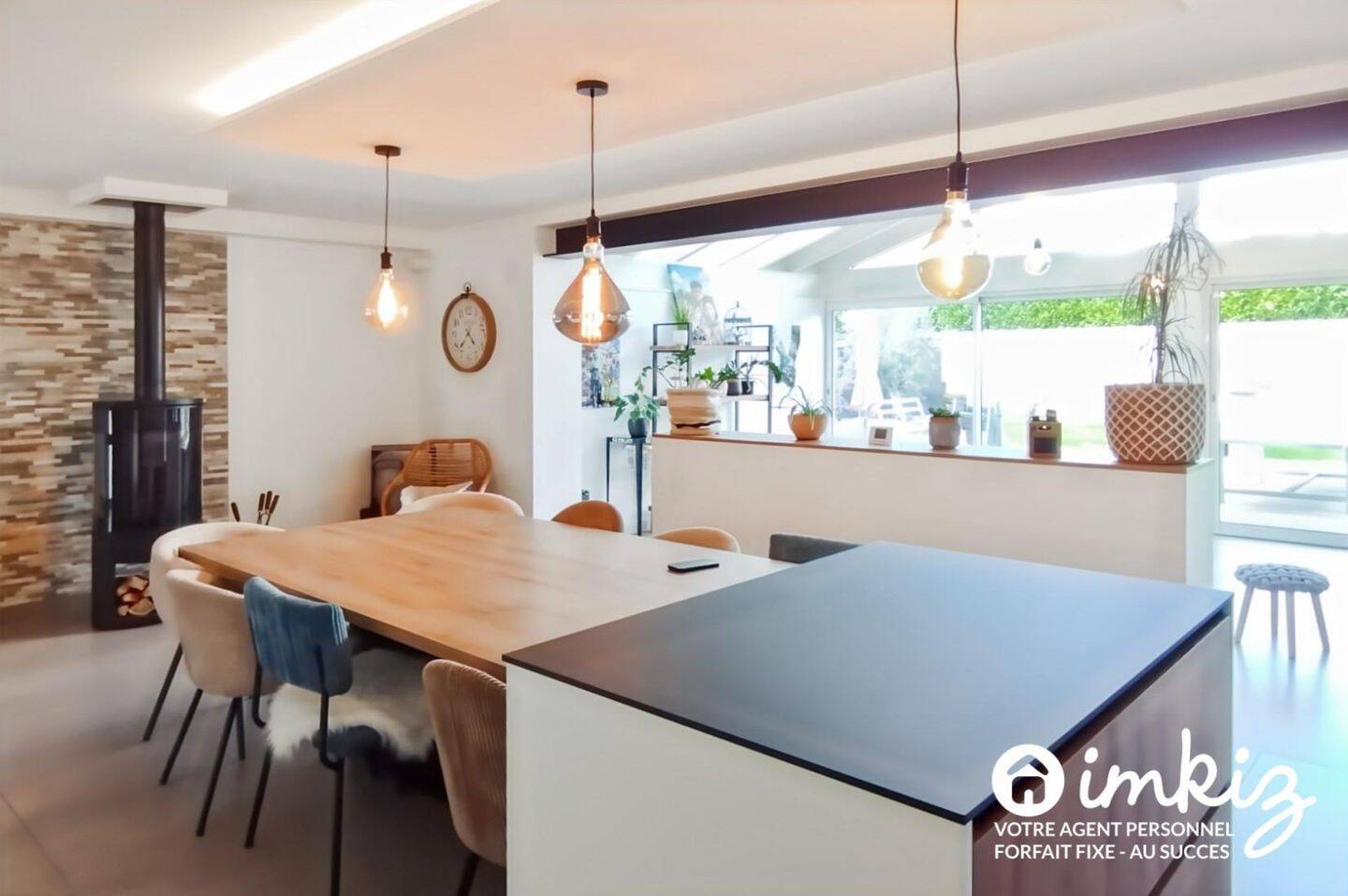 Maison à vendre, 161m², SAINT PIERRE DE CHANDIEU