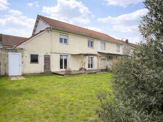Maison à vendre 229 000 € 8 pièces 5 chambres 110 m² 376 m² de terrain