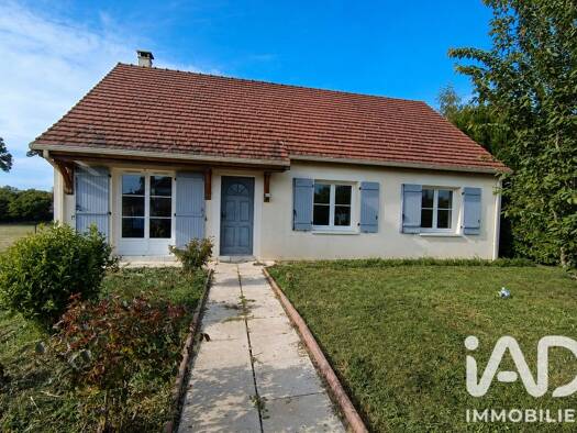 Maison de plain-pied à vendre 133 000 € 5 pièces 3 chambres 96 m² 1 211 m² de terrain Chalivoy-Milon 18130