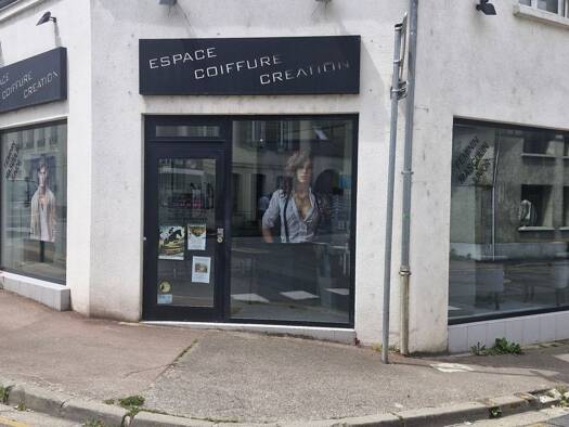 Boutique à vendre 39 000 € 70 m² de surface de vente Chaumont-en-Vexin 60240