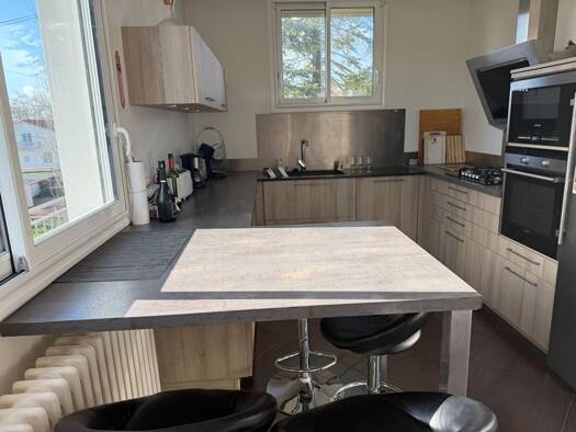 Maison à vendre 222 538 € 5 pièces 3 chambres 96 m² 1 519 m² de terrain La Crèche 79260