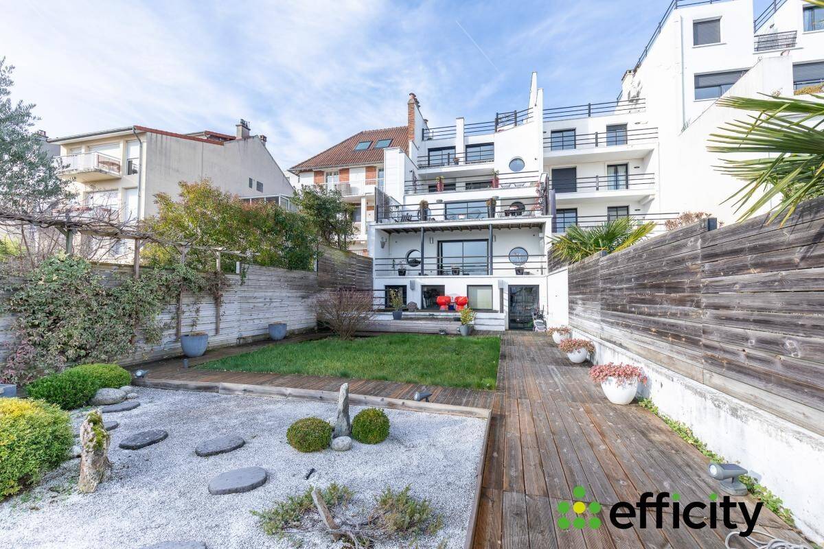 Maison à vendre, 360m², SURESNES