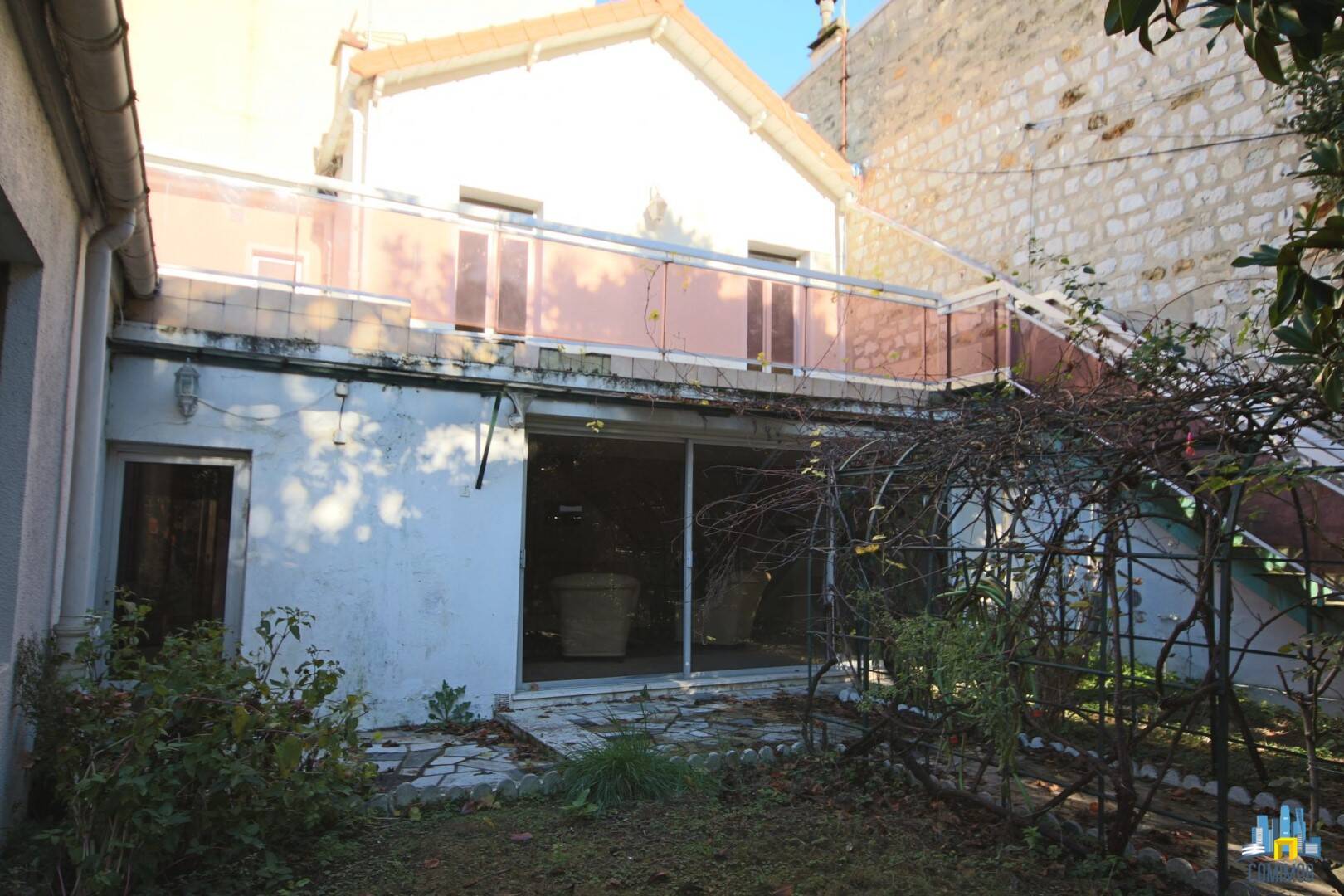 Maison à vendre, 133m², COURBEVOIE