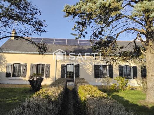 Maison de plain-pied à vendre 254 100 € 5 pièces 3 chambres 115 m² 21 145 m² de terrain Les Hauts-d'Anjou 49330