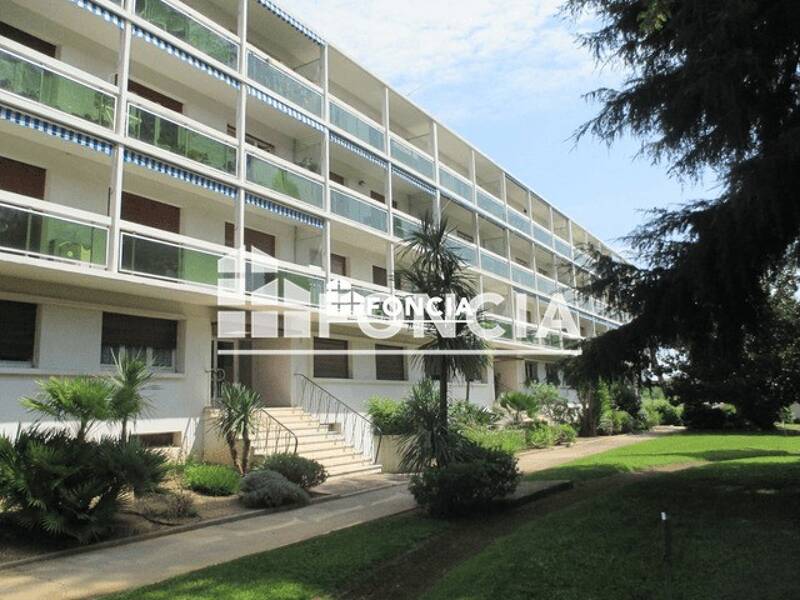 Maison à louer, 50m², HYERES