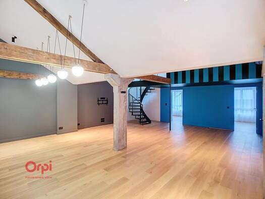 Duplex à louer 1 780 € 5 pièces 4 chambres 133,4 m² Étage 1/1 Pont Rousseau Rezé 44400