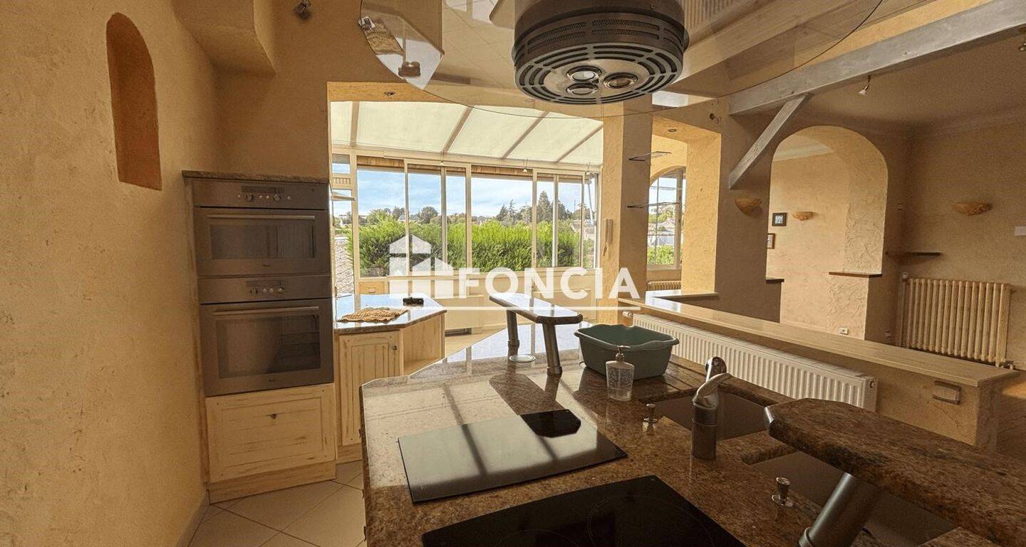 Maison à vendre, 355m², SAINTE MAURE DE TOURAINE
