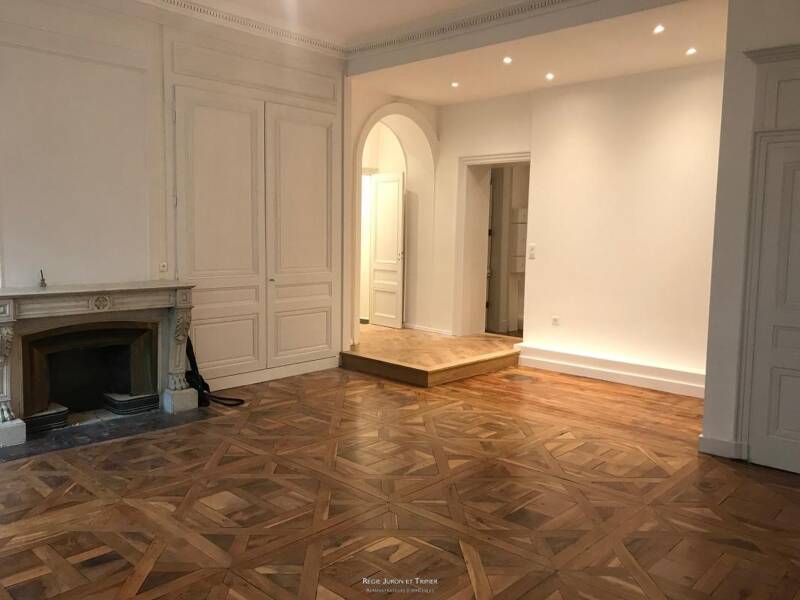 Maison à louer, 141m², LYON 3E