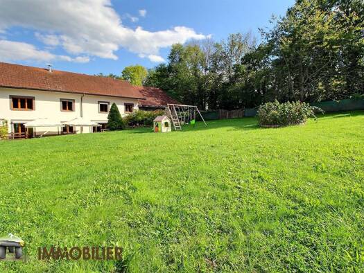 Maison à vendre 720 000 € 7 pièces 6 chambres 283 m² 1 296 m² de terrain Arthaz-Pont-Notre-Dame 74380