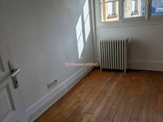 Appartement à louer 495 € 2 pièces 1 chambre 40 m² Saint Dominique-Forêt Montargis 45200