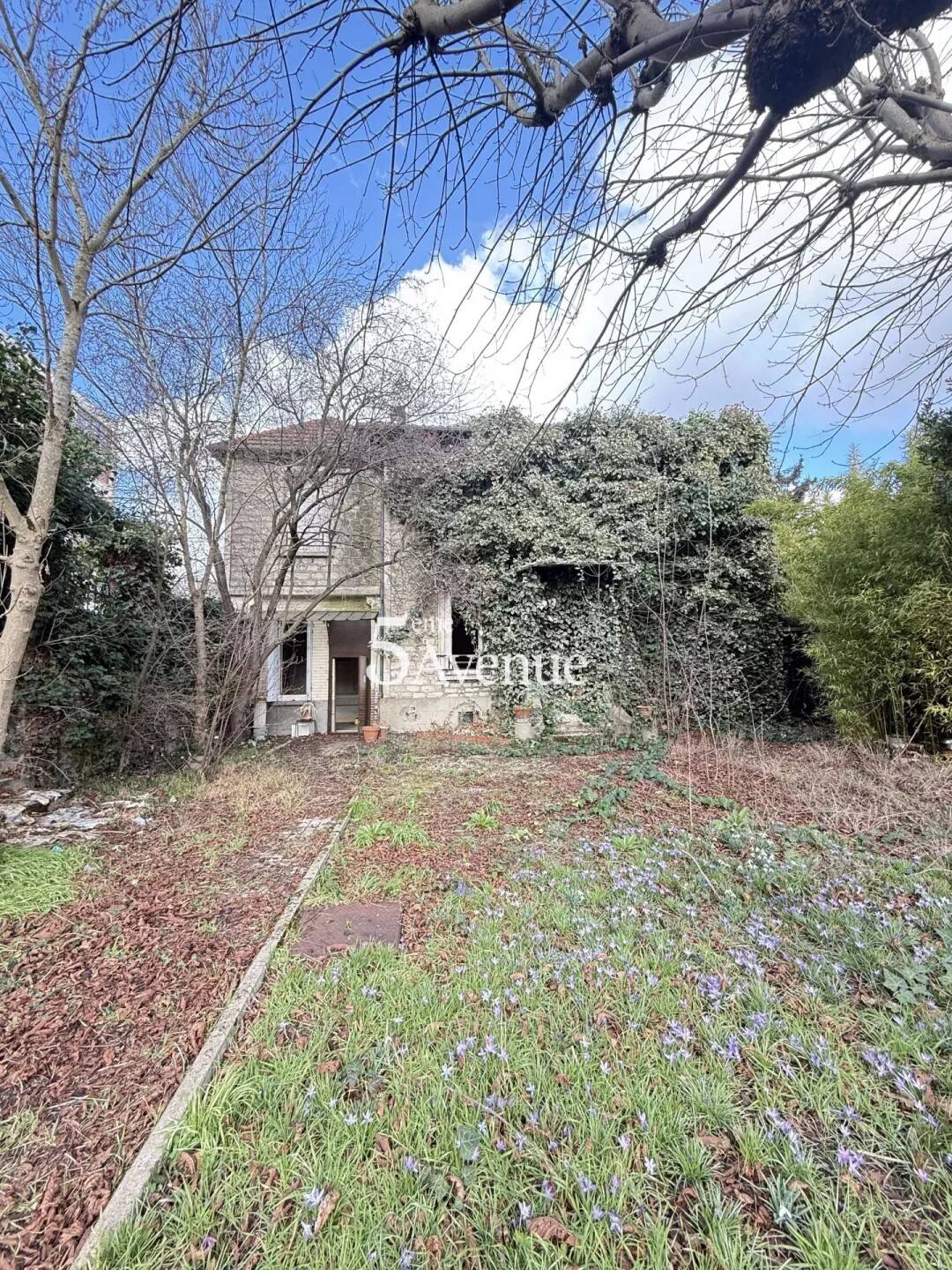 Maison à vendre, 143m², SAINT MAUR DES FOSSES