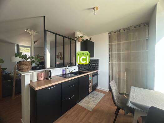 Duplex à vendre 143 500 € 2 pièces 1 chambre 50 m² Étage 1/4 Agglomeration Pontchâteau 44160