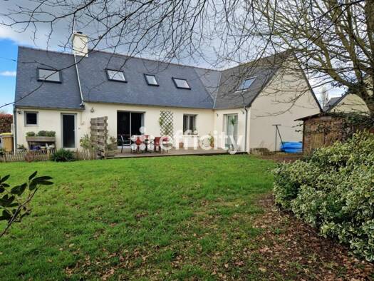 Maison de ville à vendre 309 000 € 6 pièces 4 chambres 146,4 m² 1 056 m² de terrain Rive Gauche Lannion 22300