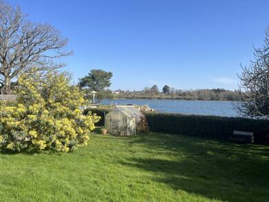 Maison à vendre 1 751 000 € 6 pièces 5 chambres 137 m² 1 340 m² de terrain Vannes 56000