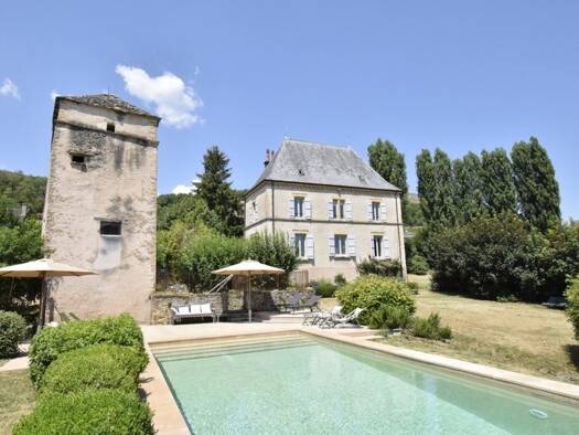 Maison à vendre 1 100 000 € 10 pièces 4 chambres 330 m² 7 000 m² de terrain Buxy 71390