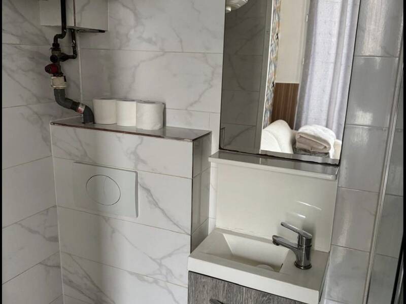 Maison à louer, 18m², PARIS 18E