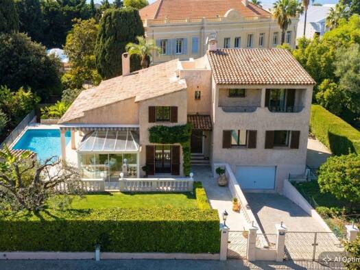 Maison à vendre 1 920 000 € 4 pièces 3 chambres 179,8 m² 800 m² de terrain Carnot Cannes 06400