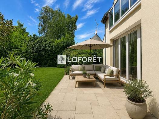 Maison à vendre 897 000 € 6 pièces 4 chambres 135 m² 484 m² de terrain Ibis Le Vésinet 78110