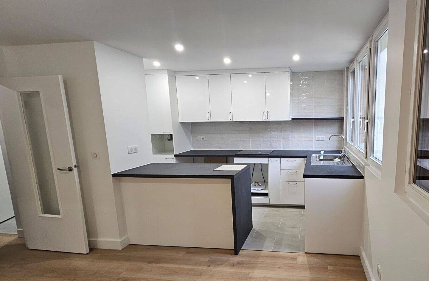 Maison à louer, 47m², COURBEVOIE
