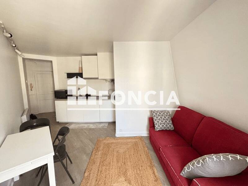 Maison à louer, 17m², PARIS 18E