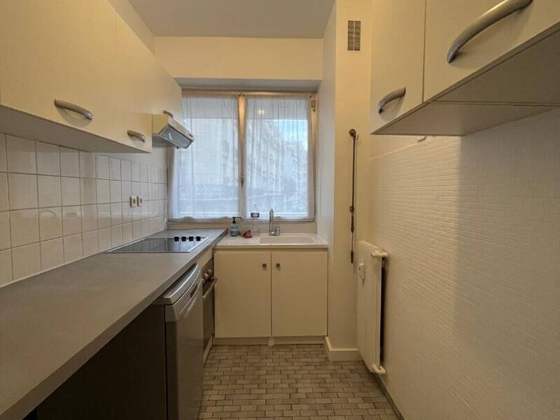 Maison à louer, 48m², PARIS 16E