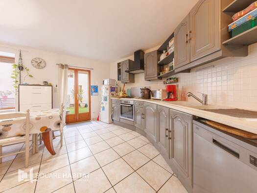 Maison à vendre 169 000 € 4 pièces 2 chambres 77,1 m² 110 m² de terrain Les Martres-de-Veyre 63730