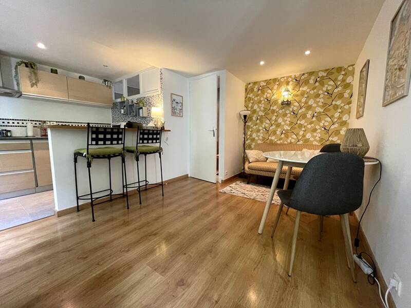 Maison à louer, 32m², PARIS 18E