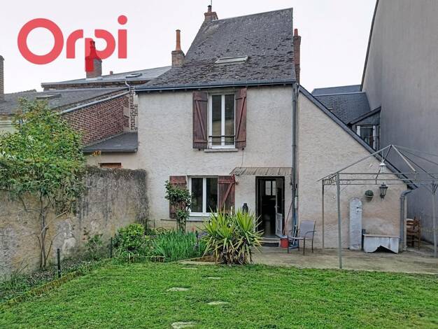 Maison à vendre 149 200 € 4 pièces 3 chambres 127 m² 267 m² de terrain Montoire-sur-le-Loir 41800