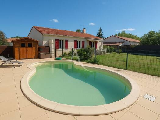 Maison à vendre 210 000 € 7 pièces 5 chambres 154 m² 655 m² de terrain Genétouze 85190