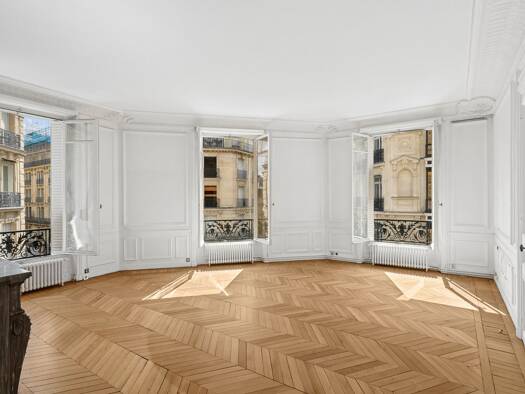 Appartement à vendre 3 950 000 € 6 pièces 4 chambres 206,56 m² Étage 3/6 Triangle d'Or Paris 8ème arrondissement 75008