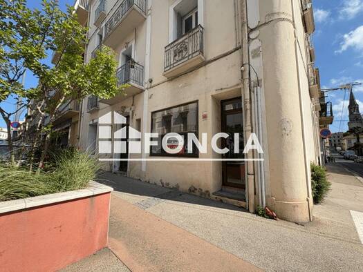 Local commercial à louer 580 € 91 m² de surface de vente Emile Zola Béziers 34500