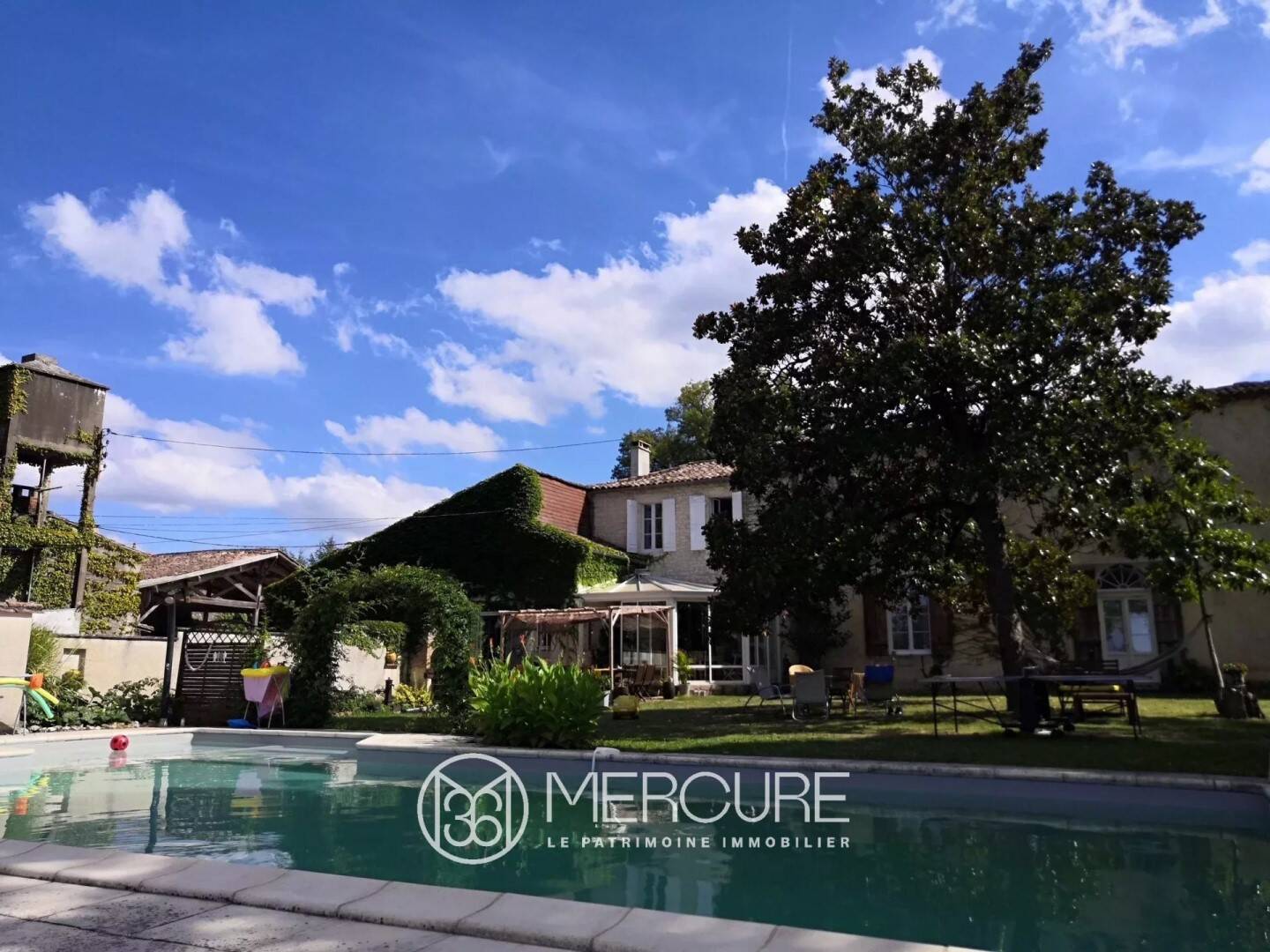 Maison à vendre, 400m², SAINTE FOY LA GRANDE
