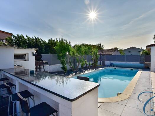 Maison de plain-pied à vendre 453 000 € 4 pièces 3 chambres 121 m² 743 m² de terrain Pomérols 34810