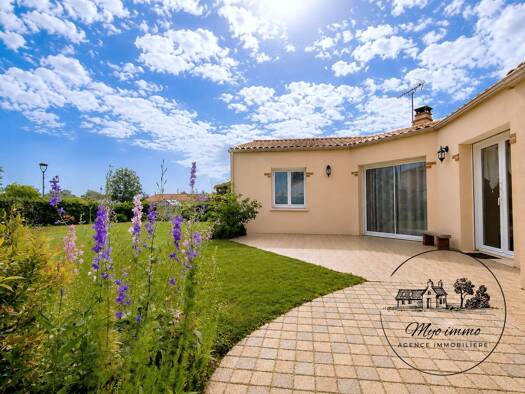Maison de plain-pied à vendre 345 840 € 4 pièces 3 chambres 97,09 m² 900 m² de terrain Brains 44830