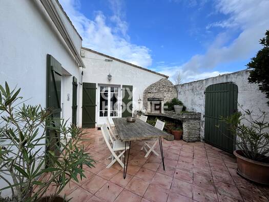 Maison à vendre 995 000 € 6 pièces 5 chambres 175 m² 579 m² de terrain Île De Ré Le Bois Plage en Re 17580