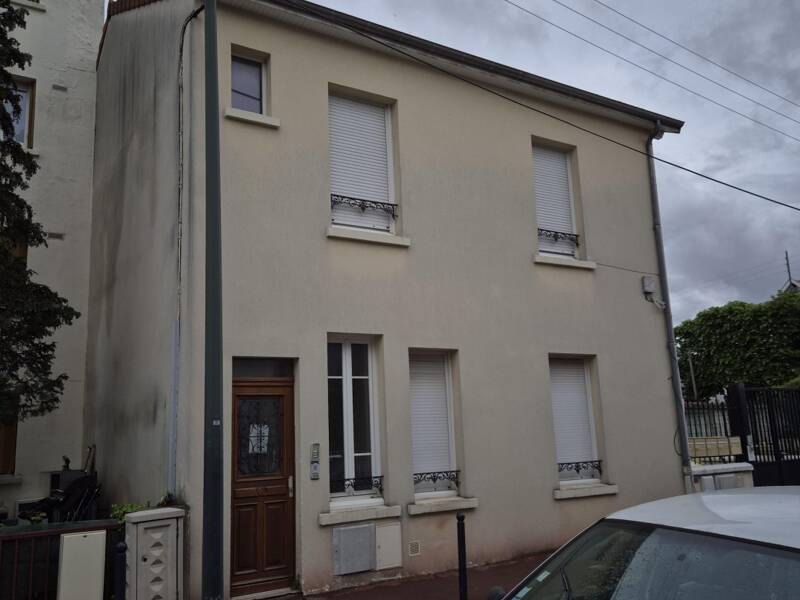 Maison à louer, 25m², SAINT MAUR DES FOSSES