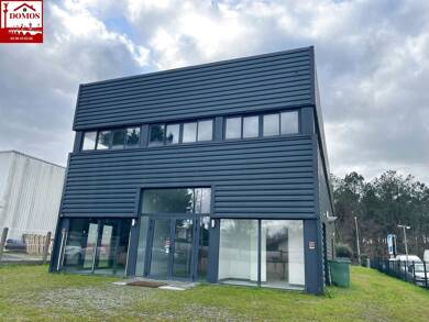 Local commercial à louer 5 100 € 590 m² de surface de vente Parempuyre 33290