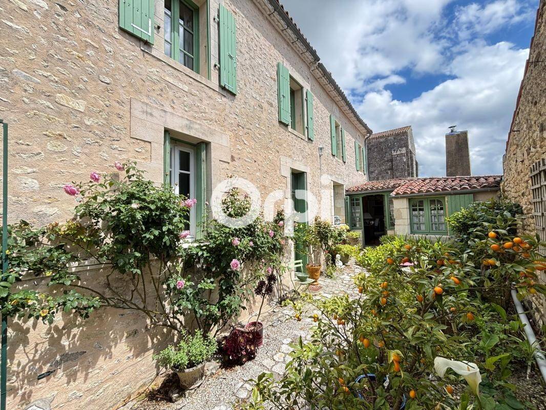 Maison à vendre, 170m², MORNAC SUR SEUDRE
