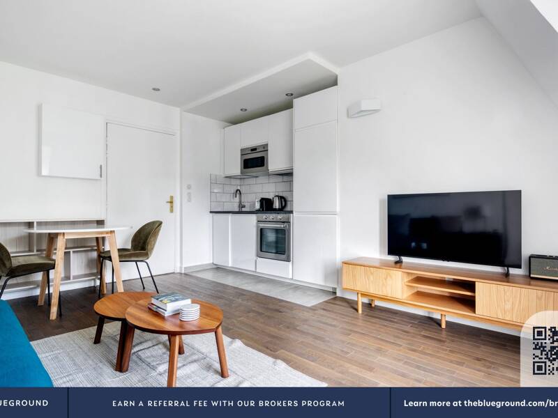 Maison à louer, 35m², PARIS 16E