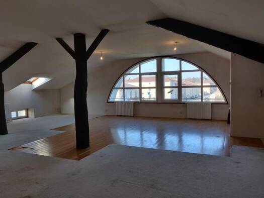 Maison à vendre 198 000 € 7 pièces 4 chambres 340 m² 328 m² de terrain Remoncourt 88800