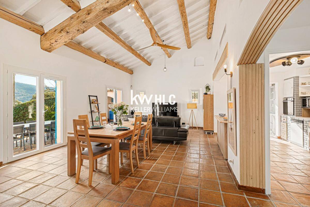 Maison à vendre, 171m², LES ADRETS DE L'ESTEREL