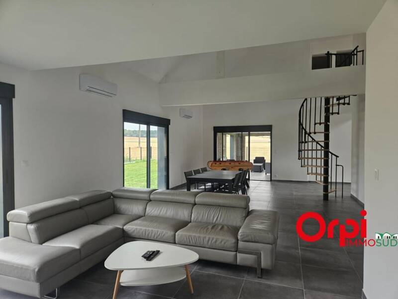 Maison à louer, 264m², WARLOY BAILLON