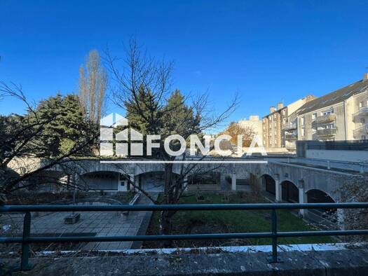 Appartement à louer 995 € 2 pièces 1 chambre 44,5 m² 1er étage L'Orage Le Perreux-sur-Marne 94170