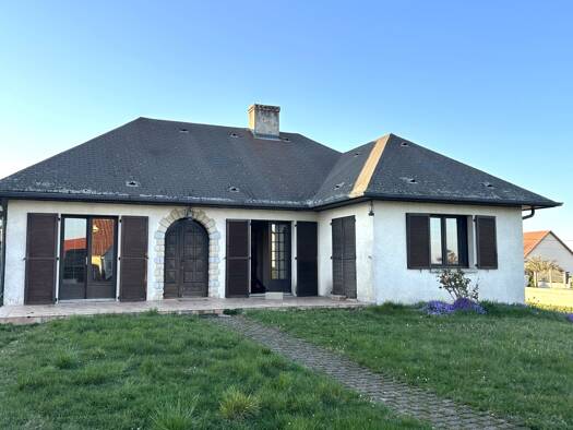 Maison à vendre 242 000 € 5 pièces 4 chambres 107 m² 1 054 m² de terrain Magny sur Tille 21110