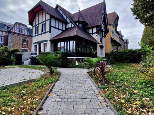 Demeure à vendre 500 000 € 7 pièces 5 chambres 172 m² 470 m² de terrain Canadiens Sotteville-lès-Rouen 76300