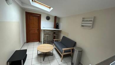 Appartement à louer 500 € 1 pièce 21 m² Compiegne 60200