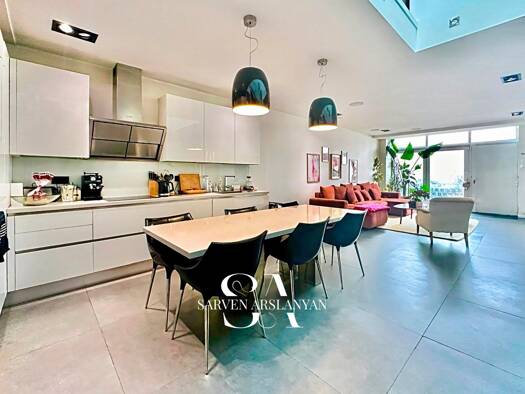 Duplex à vendre 619 000 € 5 pièces 3 chambres 123 m² RDC/1 Juillet Zola Alfortville 94140