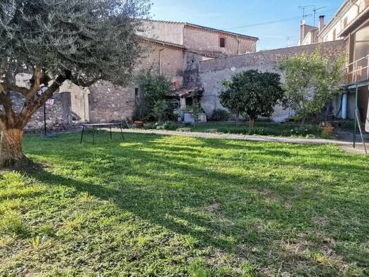 Appartement à louer 700 € 3 pièces 2 chambres 70 m² RDC Roujan 34320