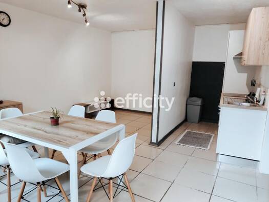 Immeuble à vendre 250 000 € 226 m² Haut Gueugnon 71130